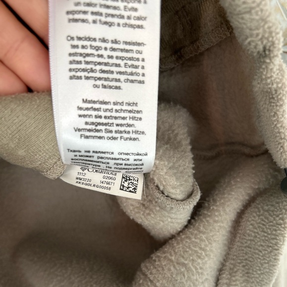 Columbia Men’s Tan Fleece Jacket – Size Medium, Full-Zip Outdoor Layer - Picture 5 of 7